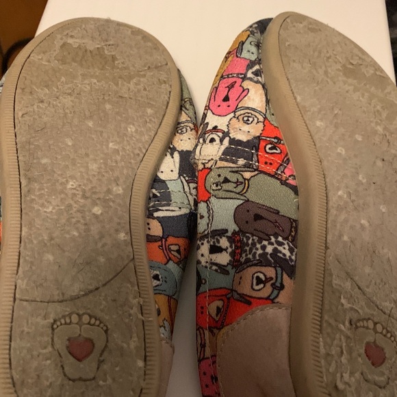 BOBS from Skechers Multicolor Dog Print Flats - Picture 2 of 4